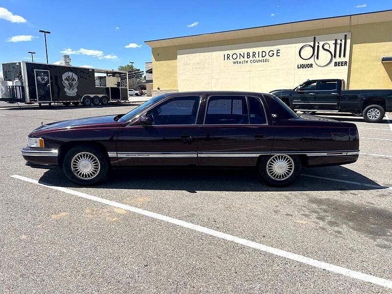 1995 Cadillac DeVille null image 1