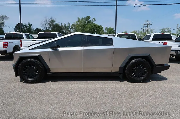 2024 Tesla Cybertruck