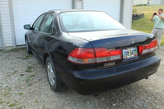 1999 Honda Accord EX image 1