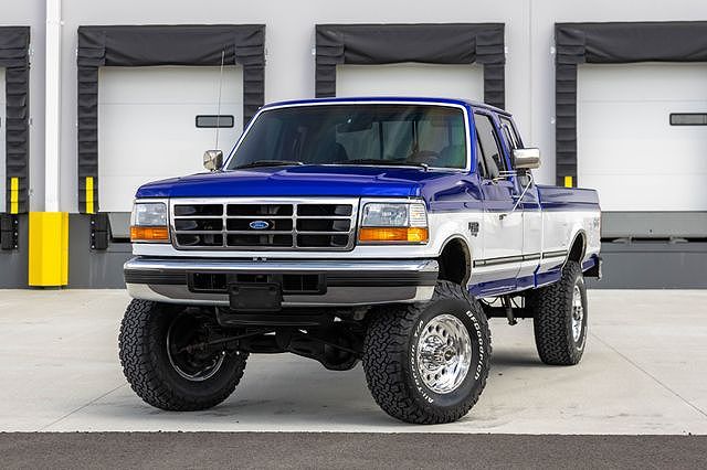 1996 Ford F-250 XLT image 0