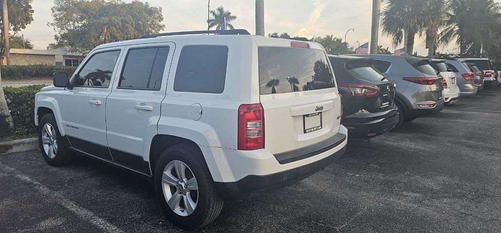 2014 Jeep Patriot Latitude image 4