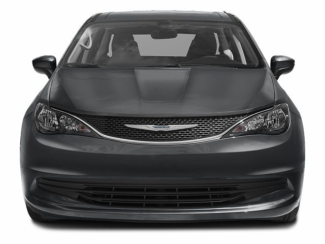 2017 Chrysler Pacifica Touring image 3