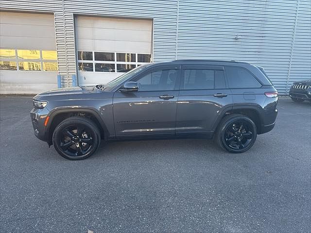 2022 Jeep Grand Cherokee