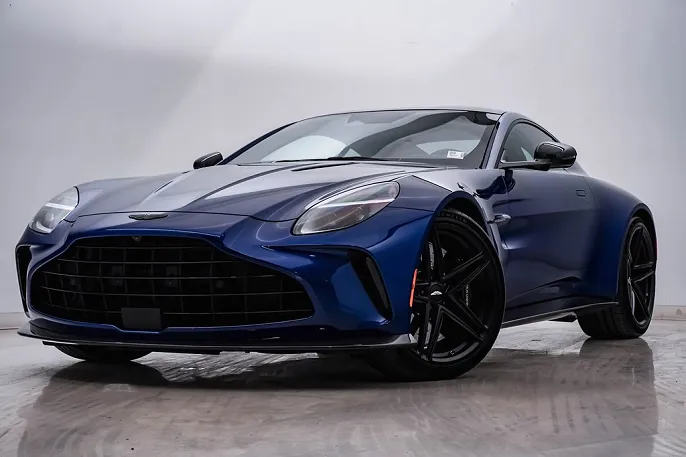 2025 Aston Martin V8 Vantage