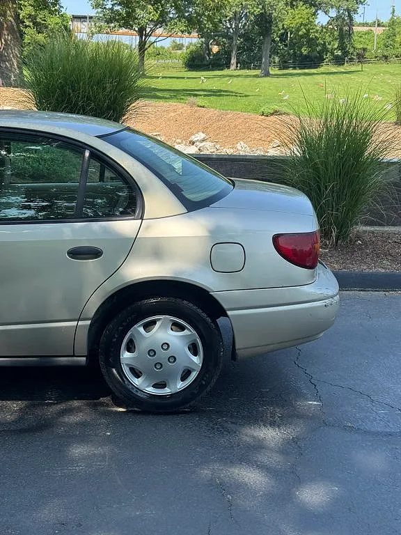 2001 Saturn S-Series