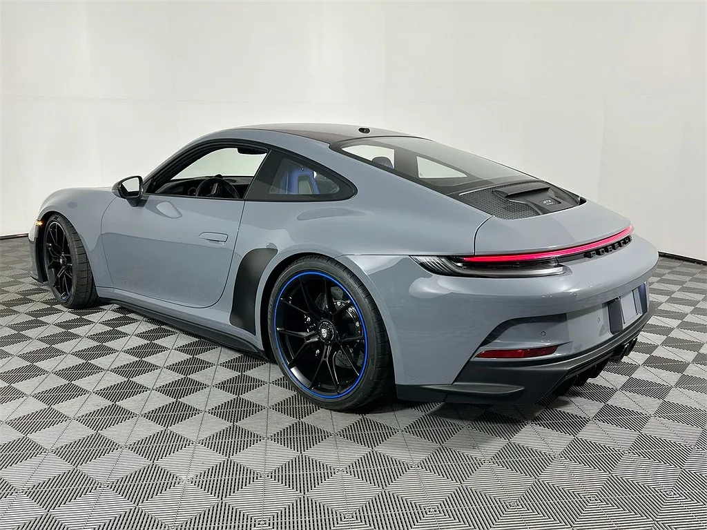2023 Porsche 911 GT3 image 4