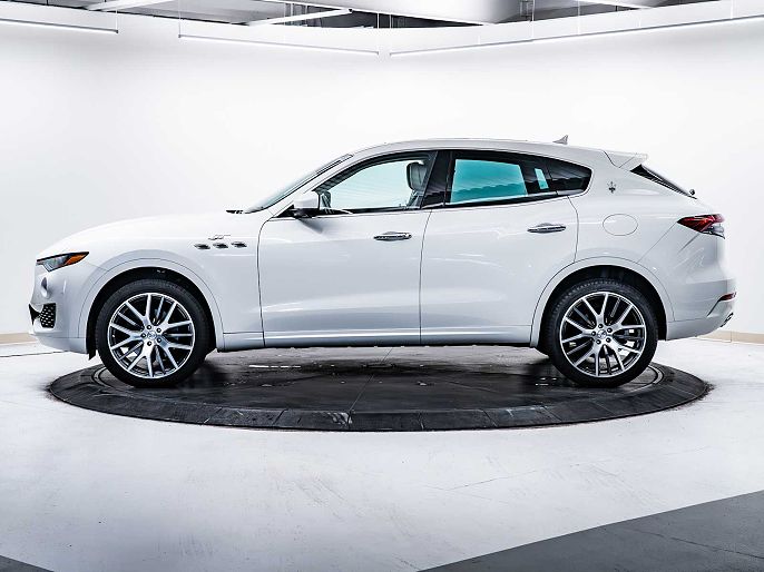 2022 Maserati Levante