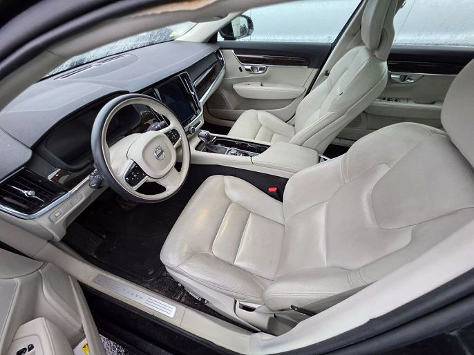 2018 Volvo S90