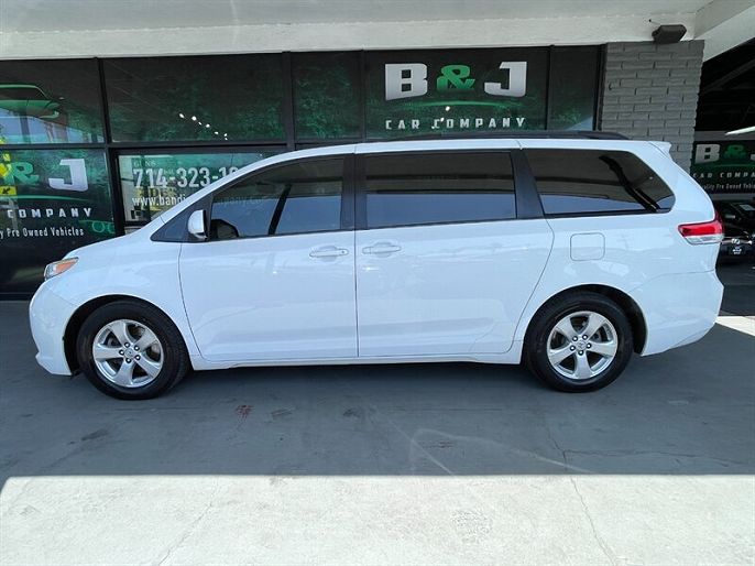 2014 Toyota Sienna