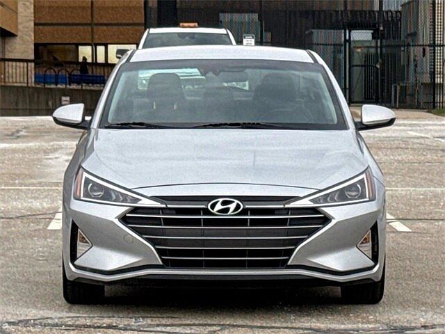 2019 Hyundai Elantra SEL image 1