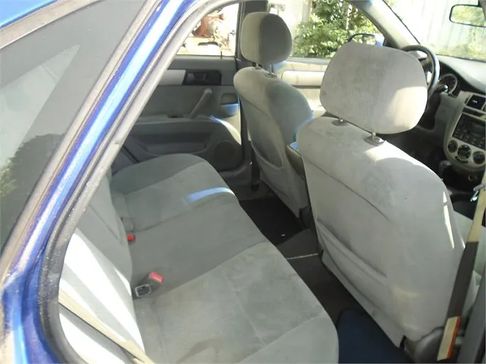 2004 Suzuki Forenza
