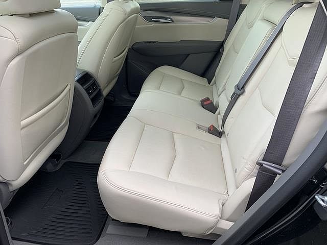 2017 Cadillac XT5 Premium Luxury image 4