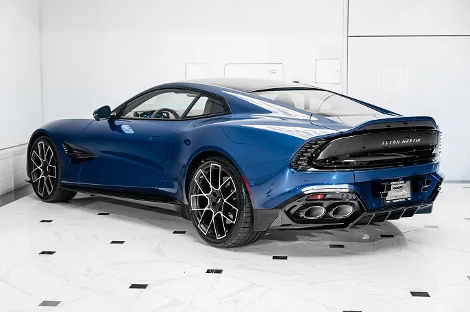 2025 Aston Martin Vanquish