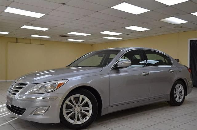 2013 Hyundai Genesis
