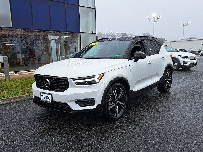 2020 Volvo XC40