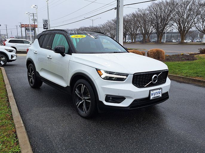 2020 Volvo XC40