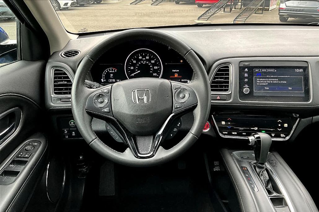 2020 Honda HR-V Touring image 4