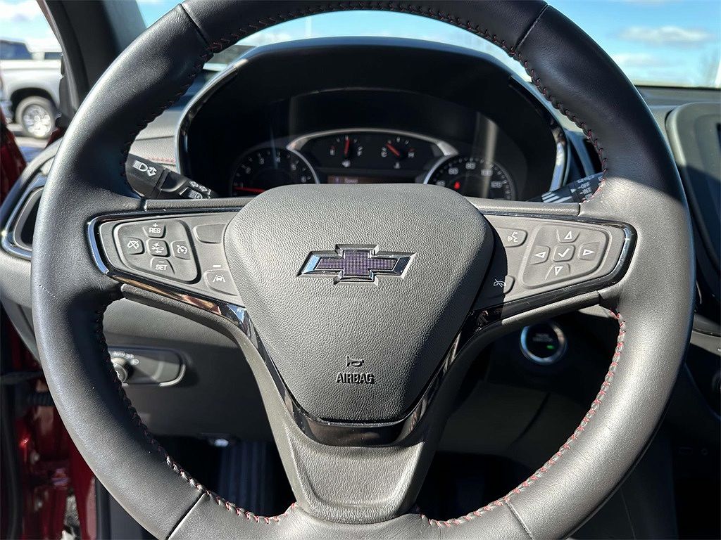 2022 Chevrolet Equinox RS image 5