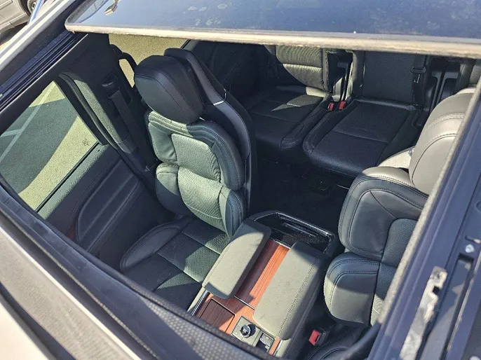 2024 Lincoln Navigator