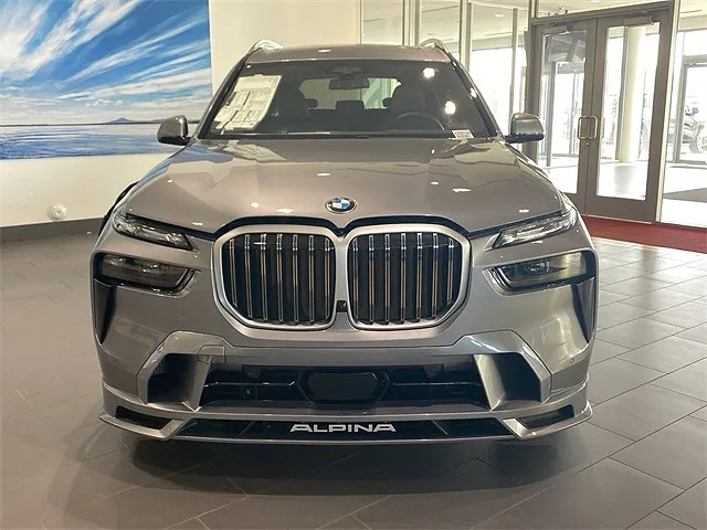 2025 BMW X7