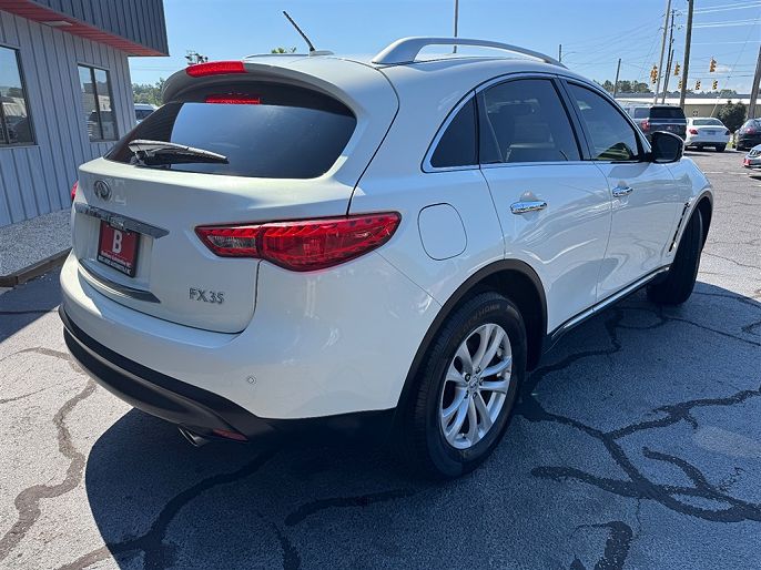 2012 Infiniti FX35