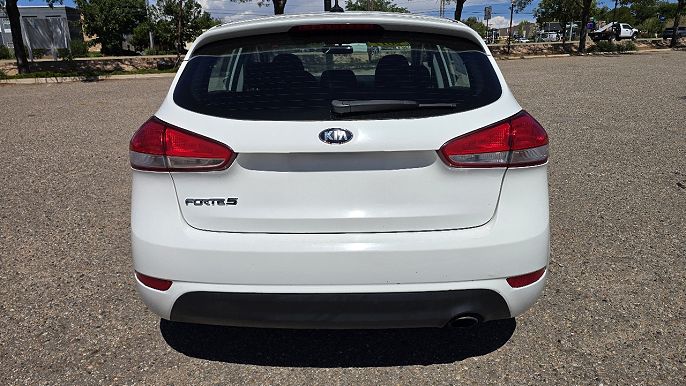2017 Kia Forte5