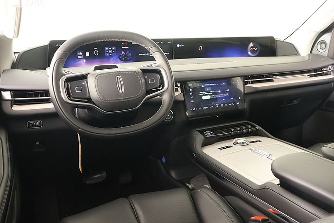 2027 Lincoln Navigator
