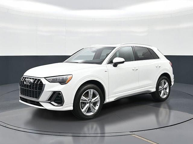 2022 Audi Q3