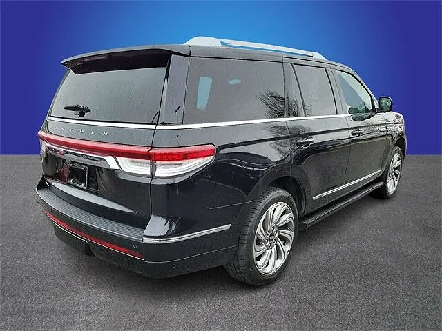 2022 Lincoln Navigator