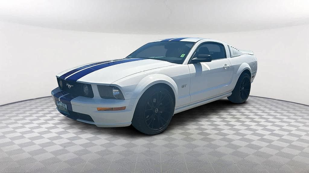 2007 Ford Mustang GT image 0