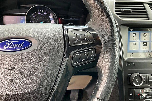 2018 Ford Explorer XLT image 18