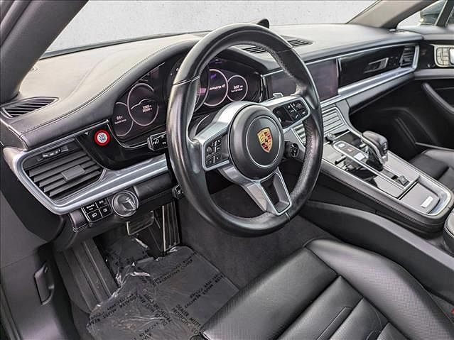 2019 Porsche Panamera