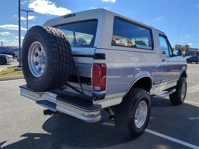1996 Ford Bronco null image 3