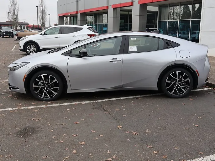 2024 Toyota Prius Prime