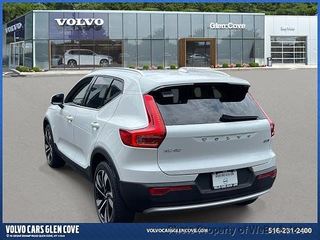 2024 Volvo XC40