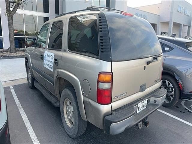 2002 Chevrolet Tahoe LS image 4