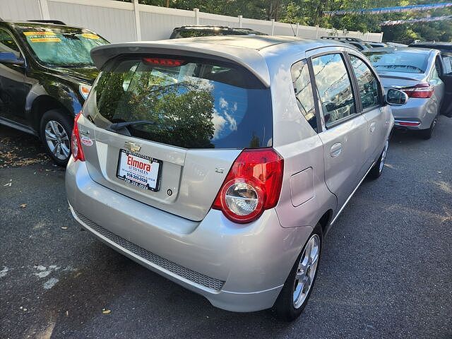 2011 Chevrolet Aveo LT image 4