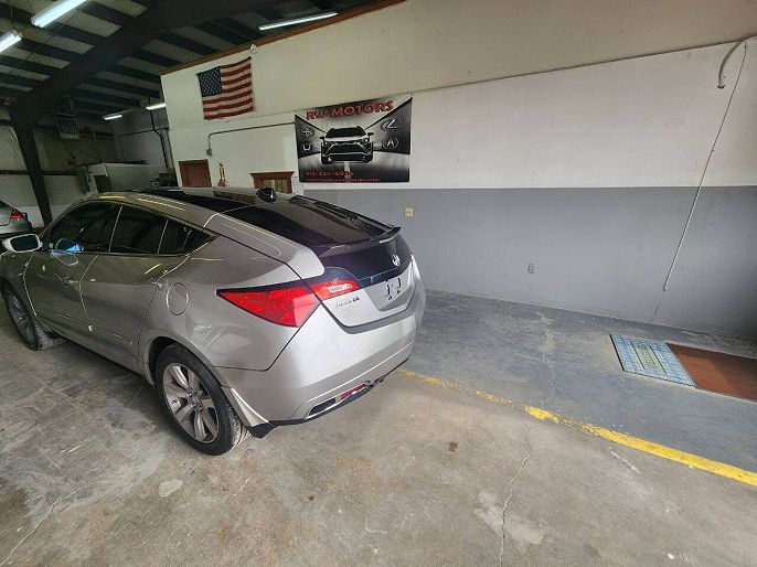 2010 Acura ZDX