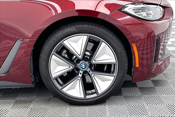 2023 BMW i4