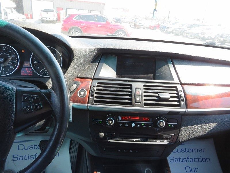 2008 BMW X5 3.0si image 9