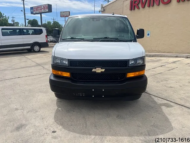 2019 Chevrolet Express 2500 image 1
