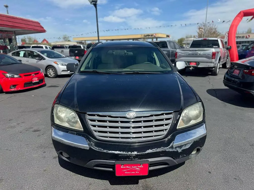 2005 Chrysler Pacifica Touring image 1