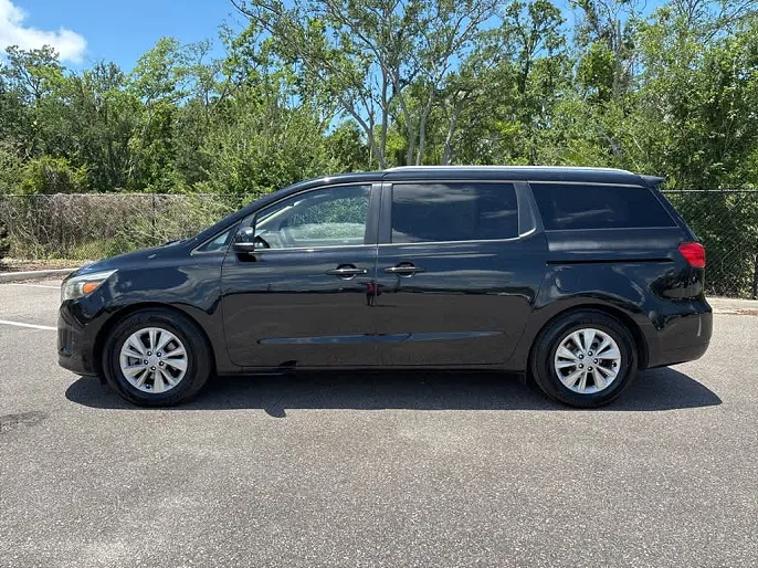 2016 Kia Sedona