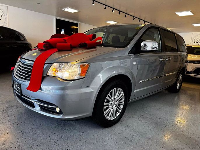 2014 Chrysler Town & Country