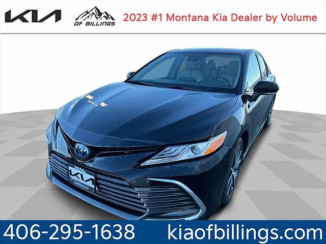 2022 Toyota Camry XLE image 0