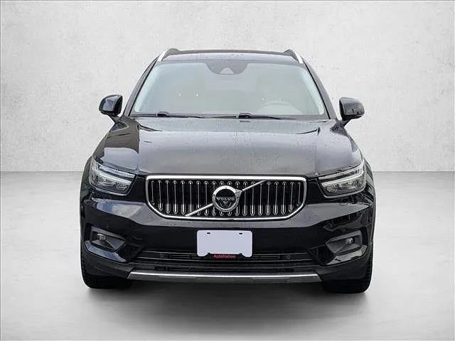 2022 Volvo XC40