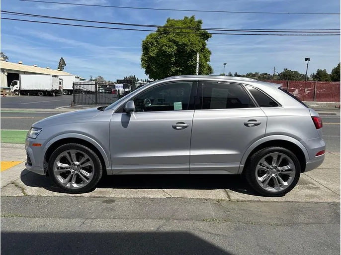 2016 Audi Q3