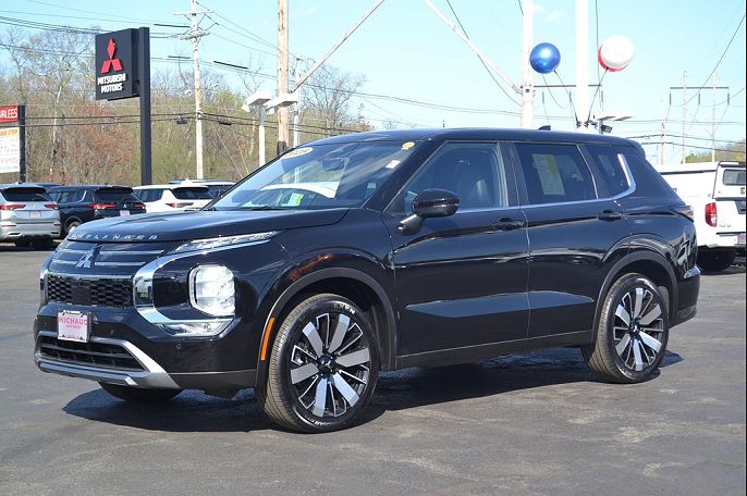 2025 Mitsubishi Outlander