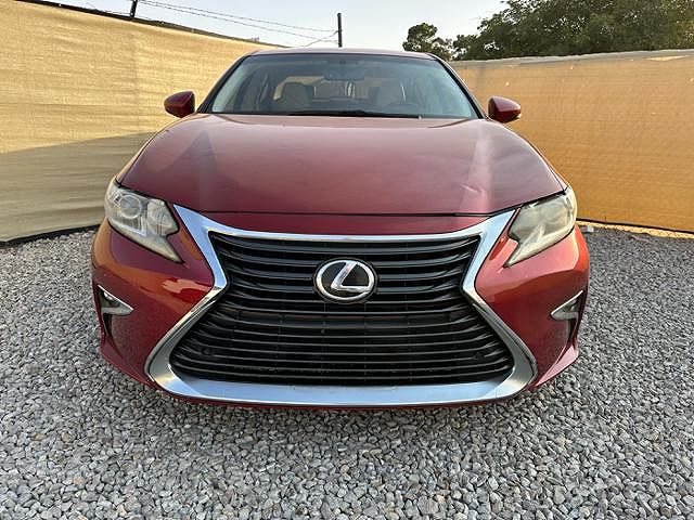 2016 Lexus ES