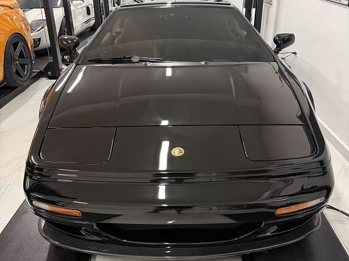 2002 Lotus Esprit